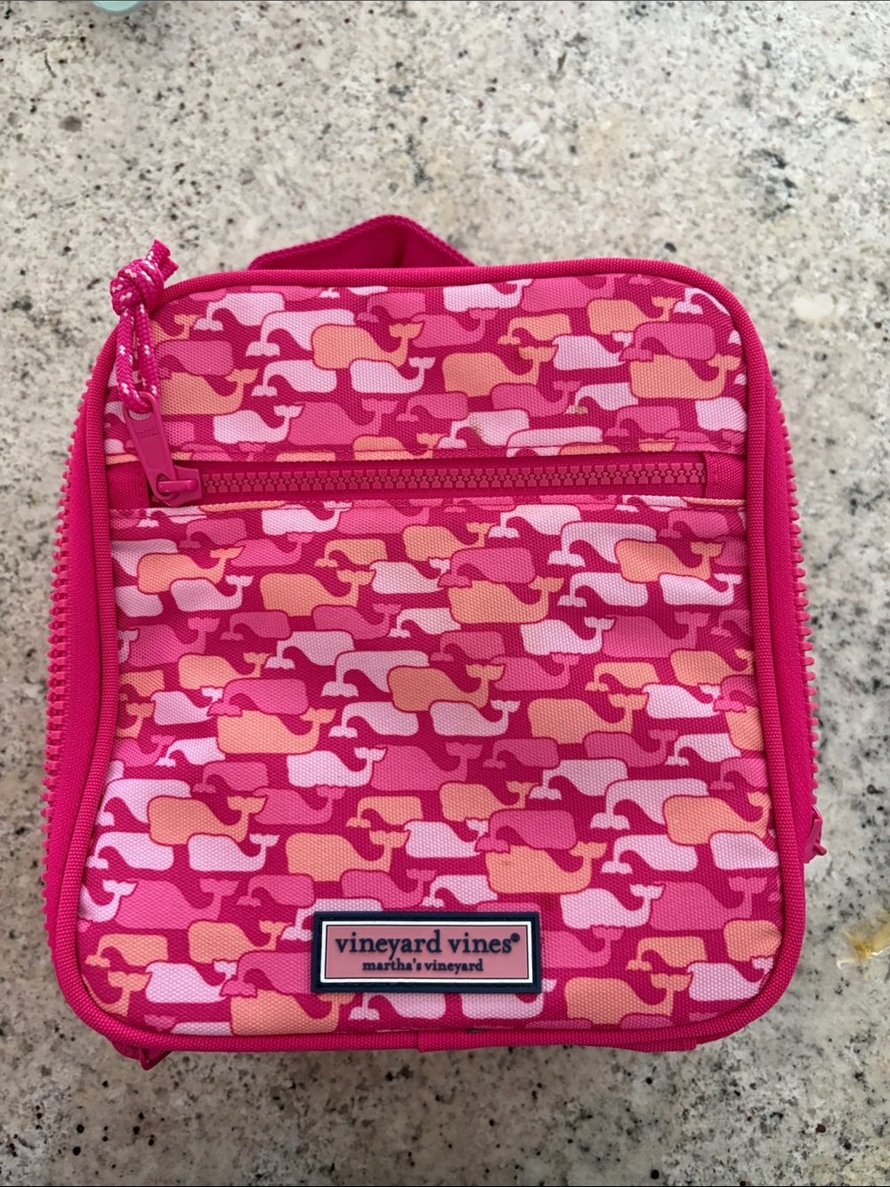 Vineyard Vines Kids Lunch Bag in Pink & Coral Whale Print